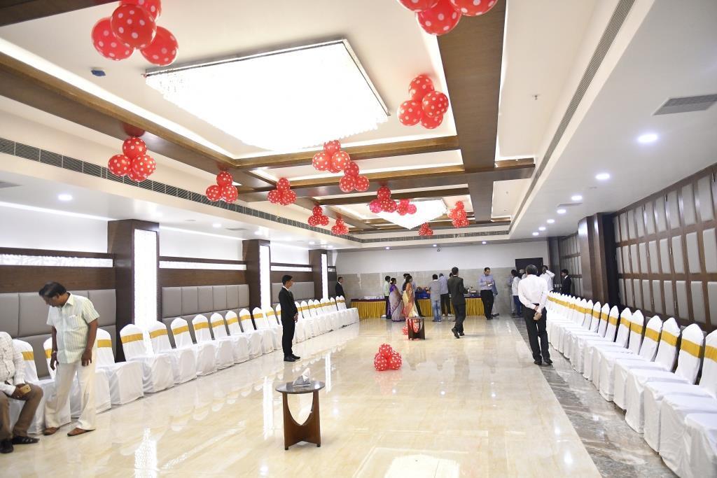 Vijayawāda Hotel Ajantha Evergreen מראה חיצוני תמונה