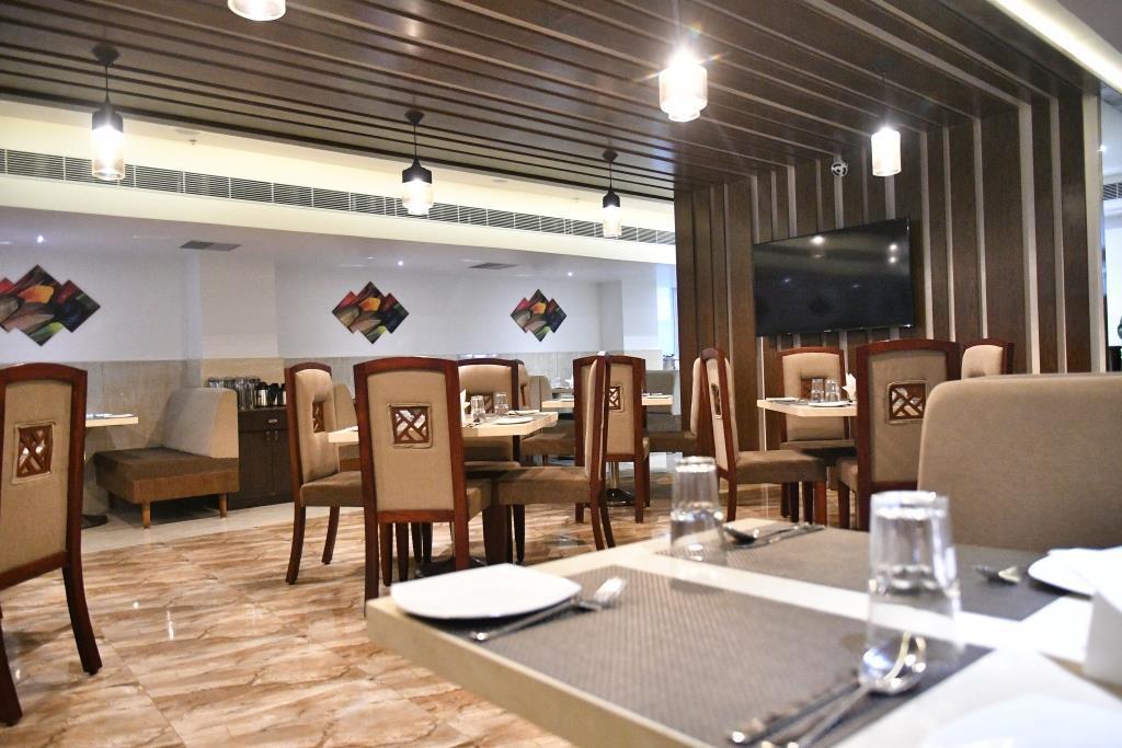 Vijayawāda Hotel Ajantha Evergreen מראה חיצוני תמונה